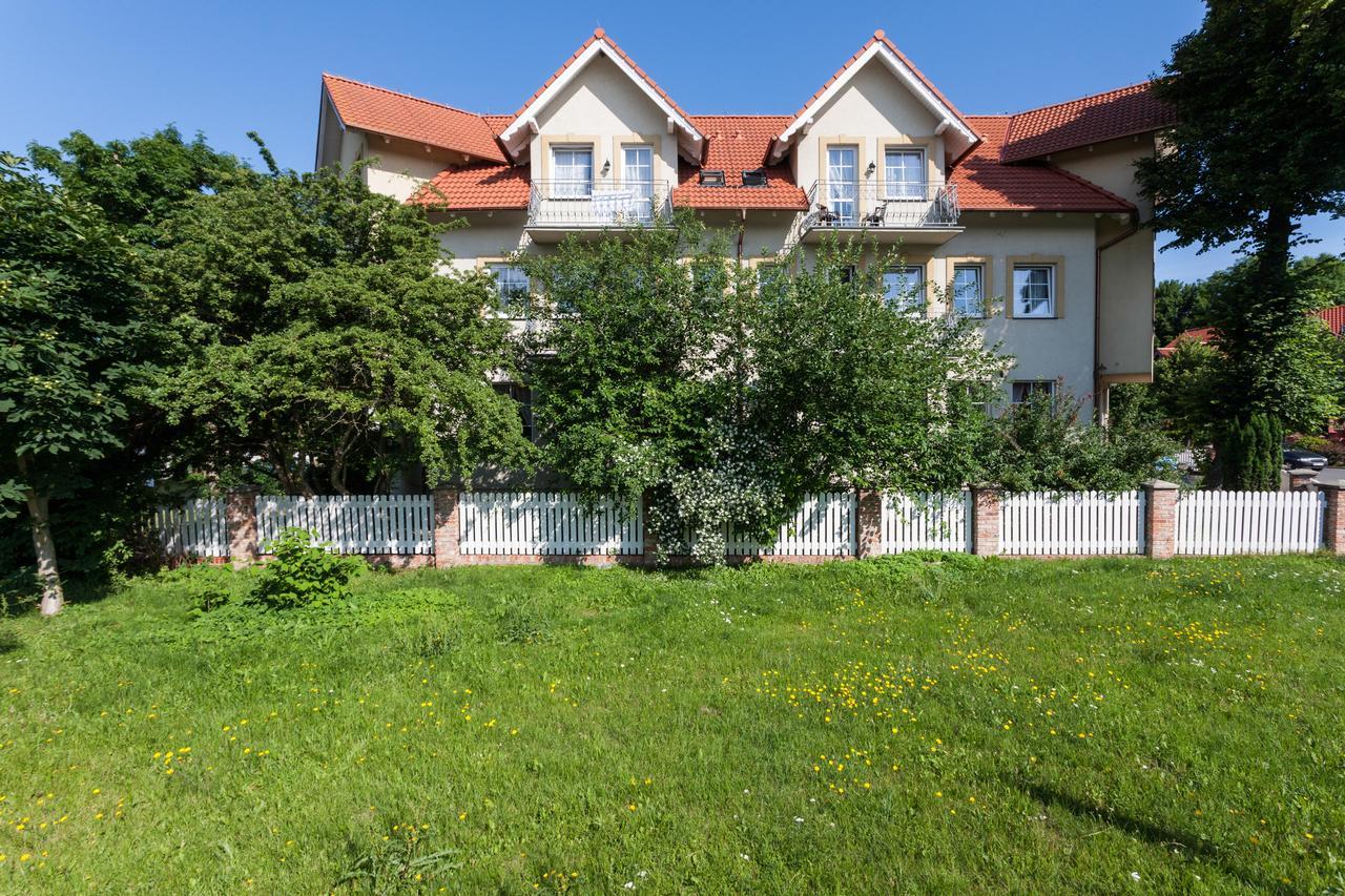 Baltyk Resort Rewal Bagian luar foto